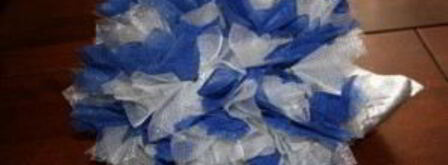 ежик из конфет. Шаг 4