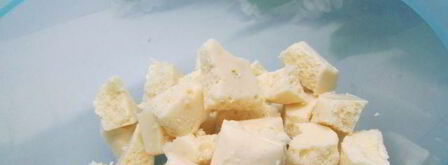 конфеты из белого шоколада с орешками и цукатами. Шаг 3