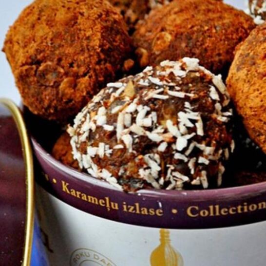 Рецепт конфеты из чечевицы и фиников