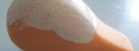 лебеди из конфет. Шаг 3