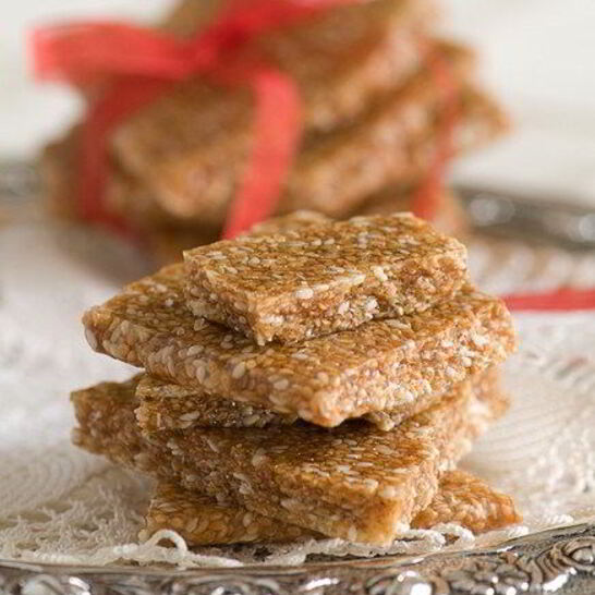 Рецепт медово-ореховые конфеты с кунжутом