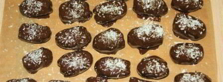 натуральные конфеты финики с миндалем в шоколаде. Шаг 7