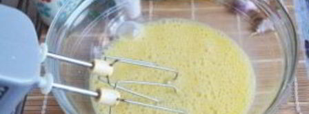 блинные рулетики с крабовым кремом. Шаг 2