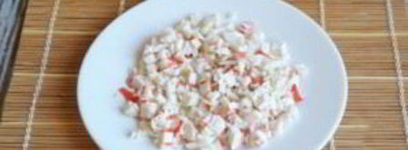 блинные рулетики с крабовым кремом. Шаг 6