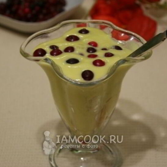 Рецепт итальянский яичный крем с клюквой