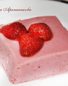 Клубничный крем с плавленным сыром