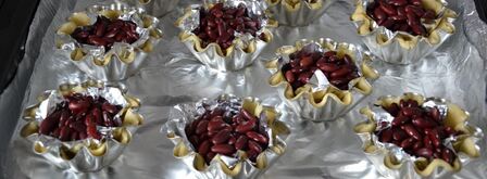 корзиночки с белковым кремом песочные. Шаг 9