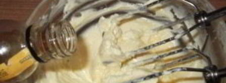 крем для бисквита из сгущенки и масла. Шаг 4