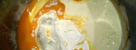 малиновый десерт с кремом патисьер и штрейзелем. Шаг 3