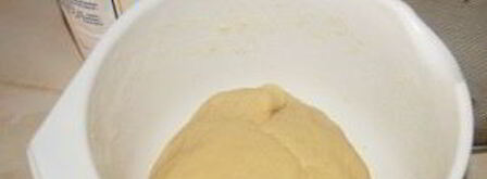 песочные корзиночки с белковым кремом. Шаг 3