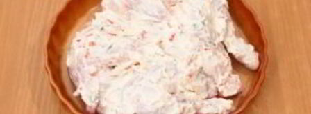 цыпленок, запеченный под кремом из филадельфии, чеснока, перца и тимьяна. Шаг 8