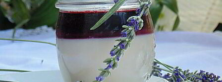 лавандовая панна-котта с черничным соусом. Шаг 3