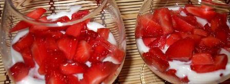 летний клубничный десерт с йогуртом. Шаг 6