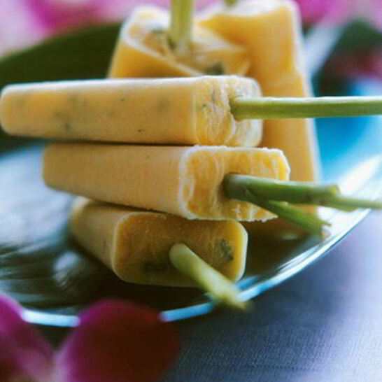 Рецепт банановое мороженое с базиликом