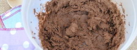 кейк-попсы в рожке для мороженого. Шаг 4