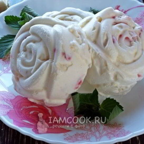 Рецепт мороженое с клубникой и белым шоколадом