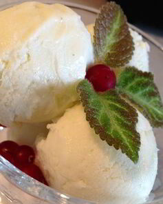 Мороженое с лимонным соком