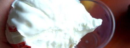 прохладный коктейль из мороженого с черникой. Шаг 2