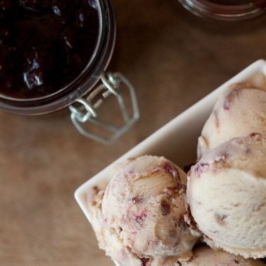 Рецепт вишневое трюфельное мороженое