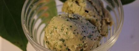 зеленое мороженое с авокадо и рукколой. Шаг 3