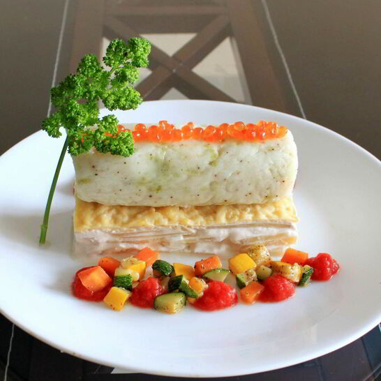 Рецепт рыбный мусс с гратеном дофине, овощами и томатным кули