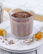 Шоколадный мусс с вишнями