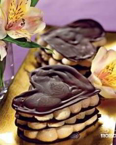 Шоколадные сердечки со сливочным муссом