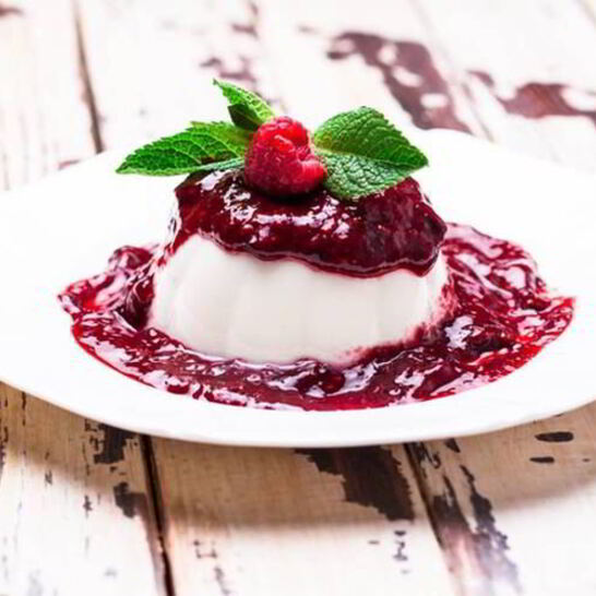 Рецепт ванильный мусс с малиновым соусом