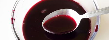 красим пасхальные яйца в розовый цвет соком свеклы. Шаг 3