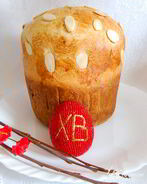 Кулич с миндальными орехами