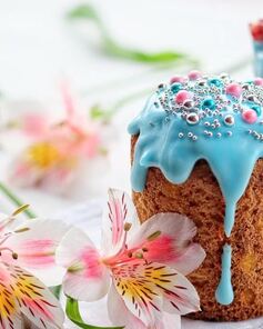 Сочный творожный кулич