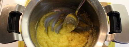 дважды запеченное суфле горгонзола и карамелизованная груша. Шаг 4