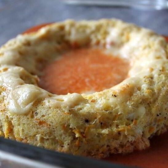 Рецепт дважды запеченное суфле из цукини с томатно-кокосовым соусом