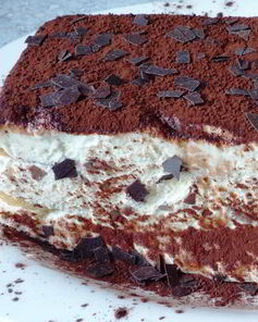 Изысканный тирамису с яйчным ликером