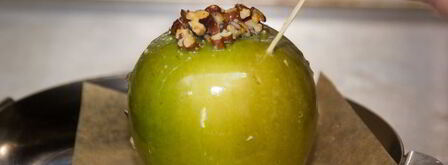 яблоко, запеченное с медом и орехами. Шаг 9