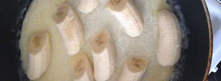 жареные бананы с ромом и орехами. Шаг 4