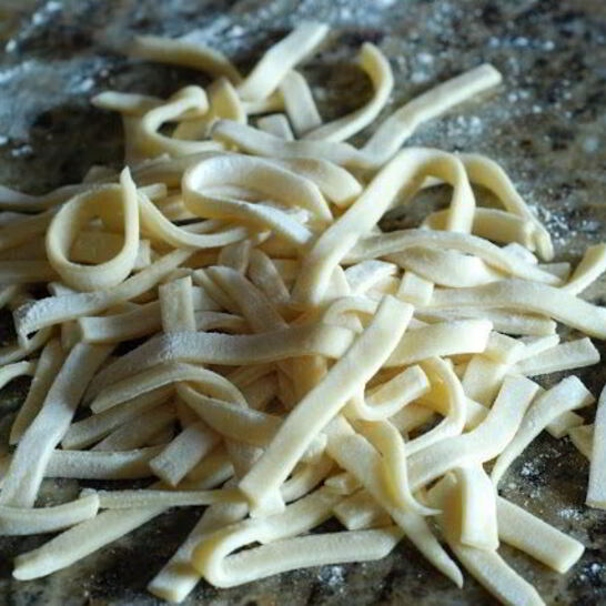 Рецепт домашняя лапша на яйцах