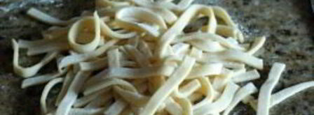 домашняя лапша на яйцах. Шаг 4