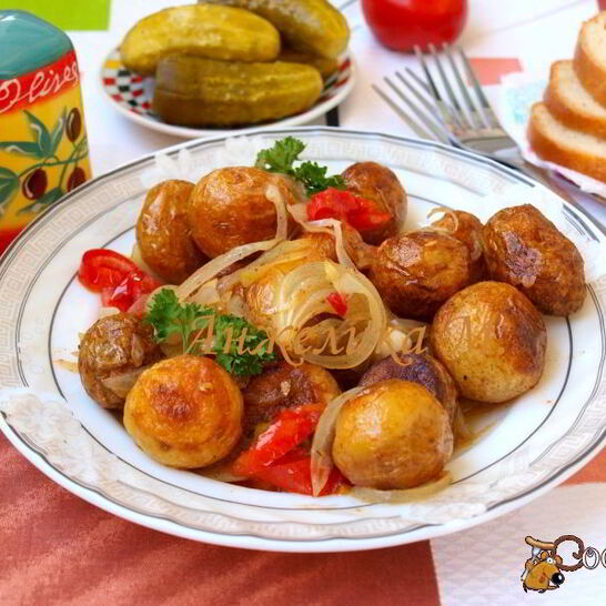 Рецепт гарнир из молодого картофеля в сковороде