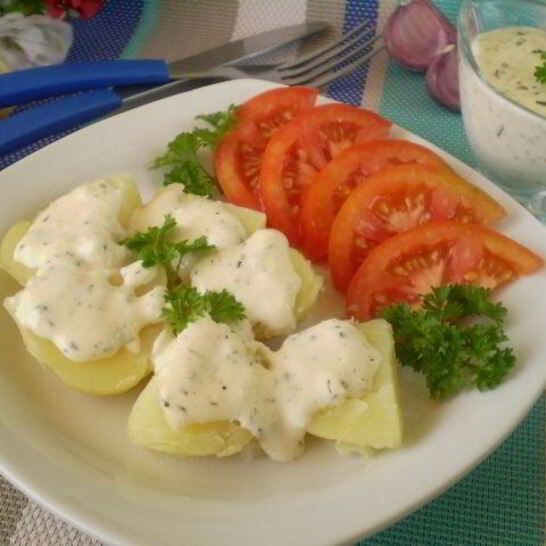 Рецепт картофель под сырным соусом