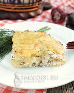 Картошка со сметаной и чесноком в духовке