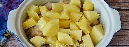 молодая картошка с мясом в духовке. Шаг 9