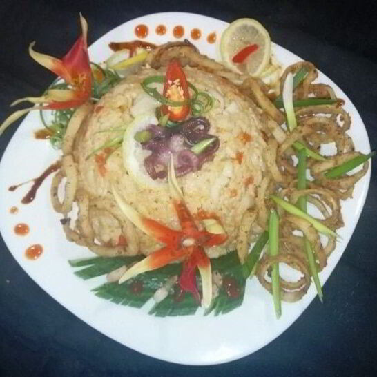 Рецепт острый рис том-ям с кальмарами