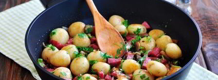 жареная картошка с колбасой. Шаг 9