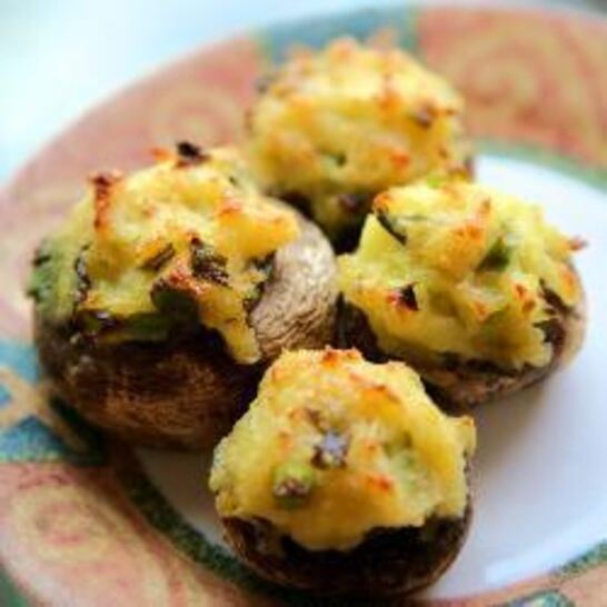 Рецепт грибы, фаршированные картошкой и сыром