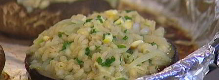 грибы, фаршированные перловкой. Шаг 11