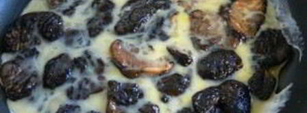 грибы на сковороде. Шаг 2