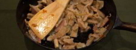 грибы с помидорами. Шаг 2