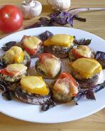 Грибы с сыром и помидорами в духовке