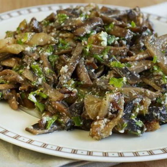 Рецепт грибы, жаренные с орехами